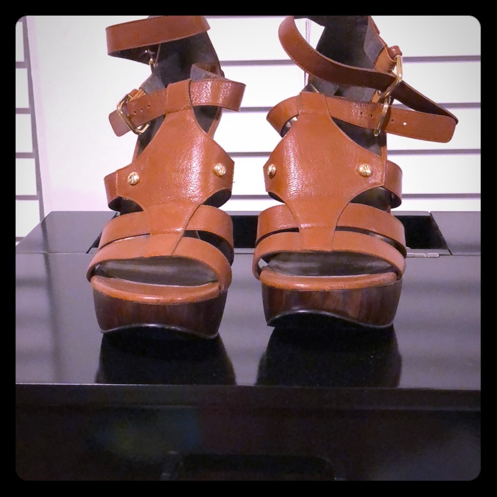 Stuart Weizman heels